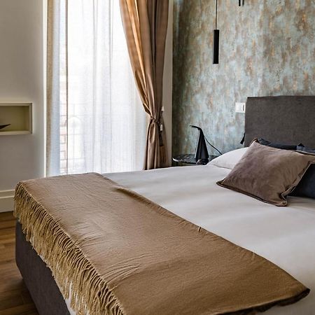 Ad Maiora Boutique Suite Наполи Екстериор снимка
